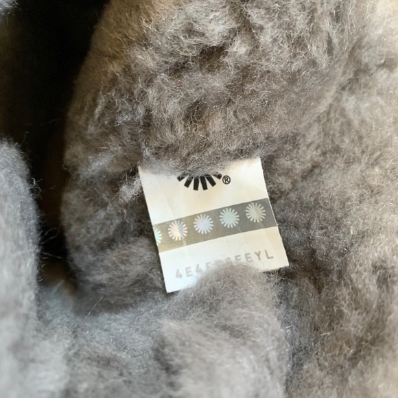 UGG Bailey Corduroy Bow Suede Boots In Charcoal - Picture 7 of 8